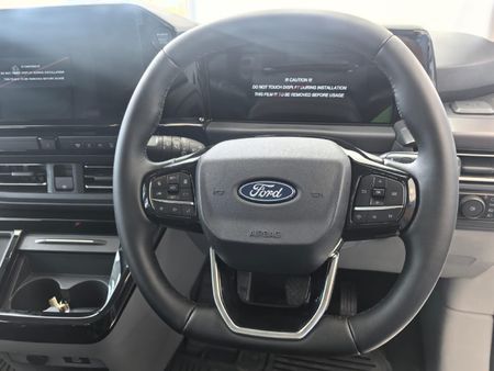 2026-Ford-Tourneo-Custom-20D-Titanium-X-Auto_17