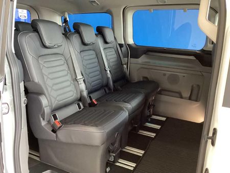 2026-Ford-Tourneo-Custom-20D-Titanium-X-Auto_19