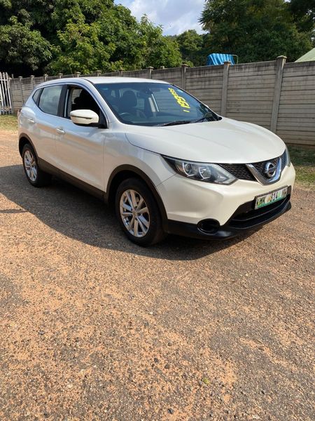 2015-Nissan-Qashqai-15-dCi-Acenta_3