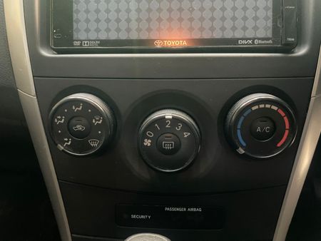 2018-Toyota-Corolla-16-Prestige_16