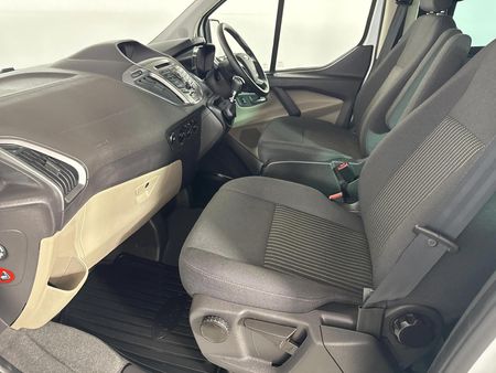 2014-Ford-Tourneo-Custom-22-TDCi-Ambiente-LWB_8