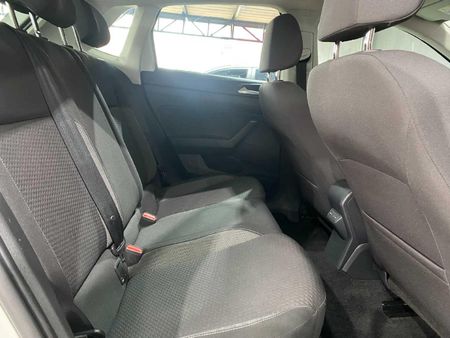 2025-Volkswagen-Polo-10-TSI-Life-Auto-DSG_9