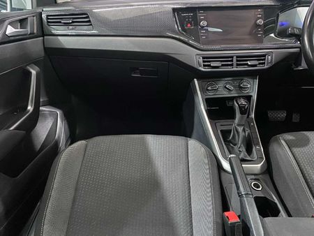 2025-Volkswagen-Polo-10-TSI-Life-Auto-DSG_14