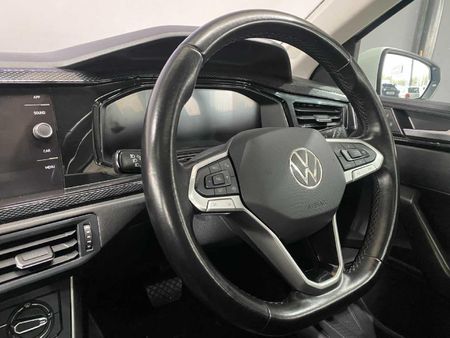 2025-Volkswagen-Polo-10-TSI-Life-Auto-DSG_15