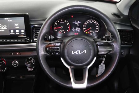 2023-Kia-Rio-12-LS-5-dr_9
