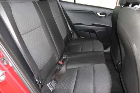 2023-Kia-Rio-12-LS-5-dr_11