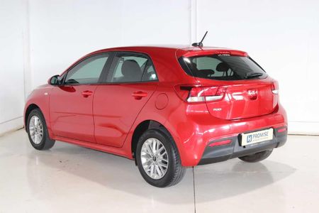 2023-Kia-Rio-12-LS-5-dr_5