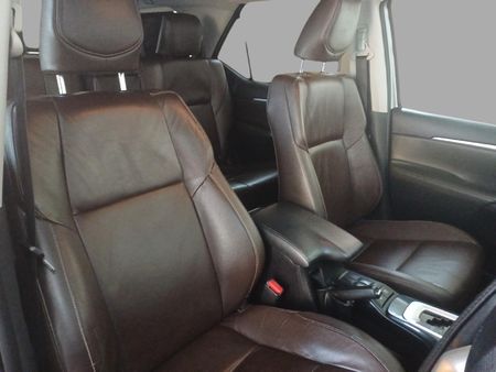 2018-Toyota-Fortuner-24-GD-6-Raised-Body-Auto_15