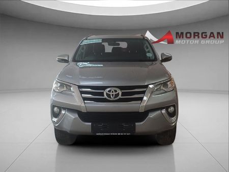 2018-Toyota-Fortuner-24-GD-6-Raised-Body-Auto_1