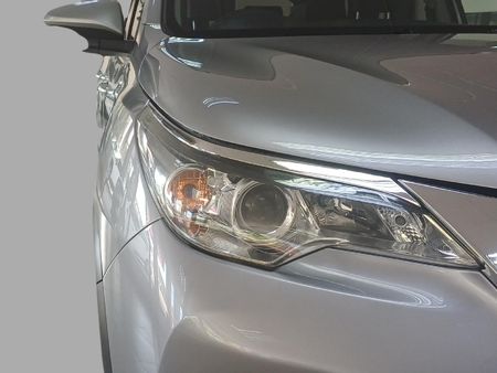 2018-Toyota-Fortuner-24-GD-6-Raised-Body-Auto_8