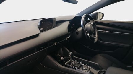 2023-Mazda-3-15-Dynamic-Auto-5-dr_13