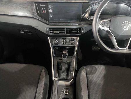 2025-Volkswagen-Polo-10-TSI-Life-Auto-DSG_17