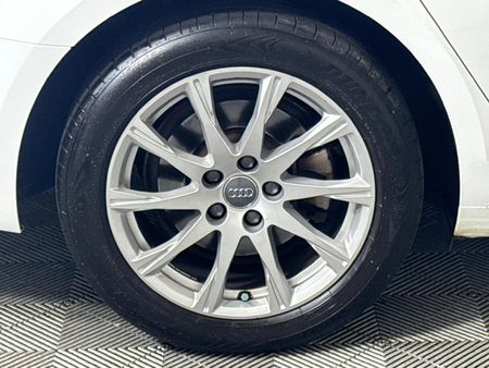 2019-Audi-A4-20-TDI-Auto-40-TDI_7