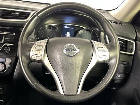 2016-Nissan-X-Trail-25-SE-4x4-Auto_12