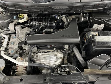 2016-Nissan-X-Trail-25-SE-4x4-Auto_13