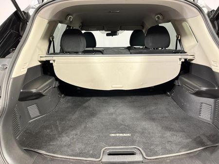 2016-Nissan-X-Trail-25-SE-4x4-Auto_14