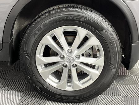 2016-Nissan-X-Trail-25-SE-4x4-Auto_6