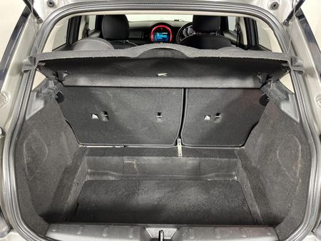 2019-MINI-Hatch-One-15T-5-dr-Auto_13