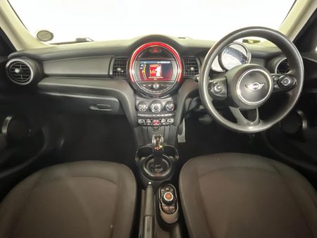 2019-MINI-Hatch-One-15T-5-dr-Auto_1