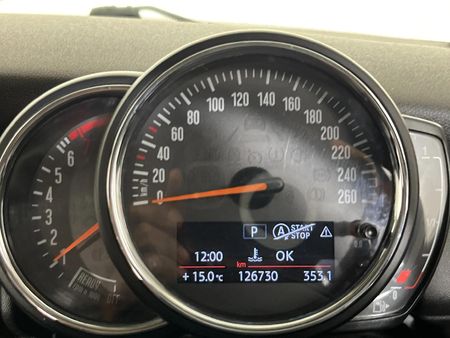 2019-MINI-Hatch-One-15T-5-dr-Auto_2