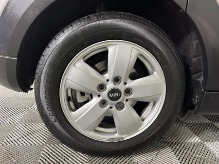 2019-MINI-Hatch-One-15T-5-dr-Auto_7