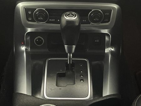 2019-Mercedes-Benz-X-Class-X250d-Progressive-Auto_10