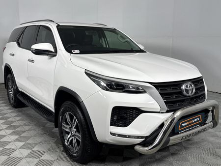2021-Toyota-Fortuner-24-GD-6-Raised-Body-Auto_16
