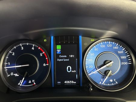 2021-Toyota-Fortuner-24-GD-6-Raised-Body-Auto_2