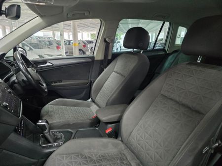 2023-Volkswagen-Tiguan-14-TSI-Life-DSG-Auto-110kW_10
