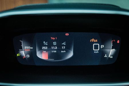 2022-Peugeot-2008-12T-Allure-Auto_14
