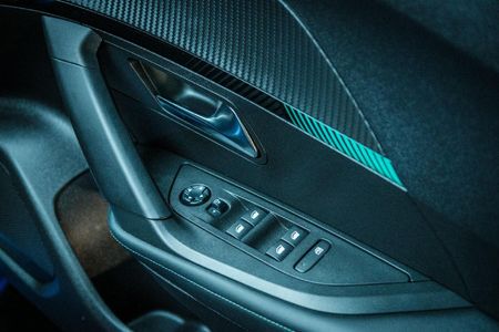 2022-Peugeot-2008-12T-Allure-Auto_22