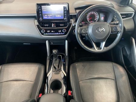2024-Toyota-Corolla-Cross-18-XS_9