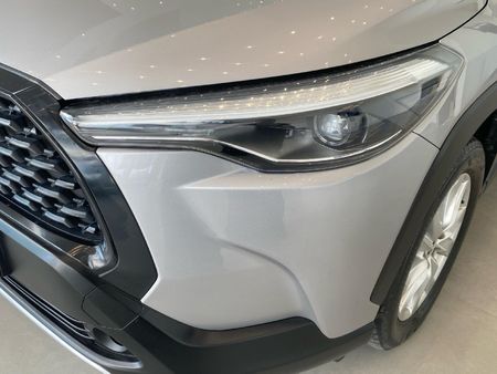 2024-Toyota-Corolla-Cross-18-XS_21