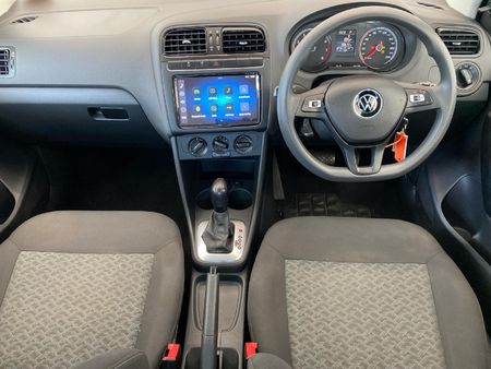 2025-Volkswagen-Polo-Vivo-16-Life_10