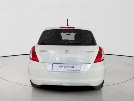 2015-Suzuki-Swift-12-GL_4