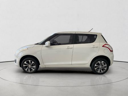2015-Suzuki-Swift-12-GL_5