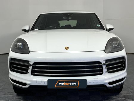 2019-Porsche-Cayenne-Auto_14