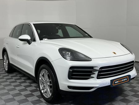 2019-Porsche-Cayenne-Auto_15