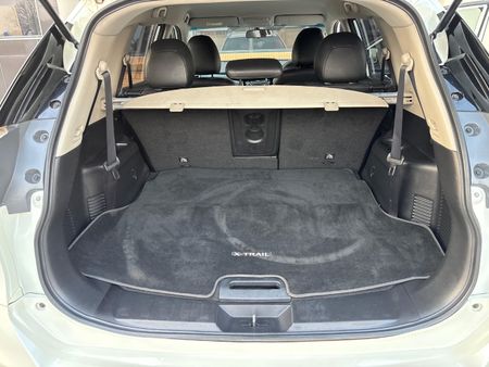 2015-Nissan-X-Trail-16-dCi-XE_9