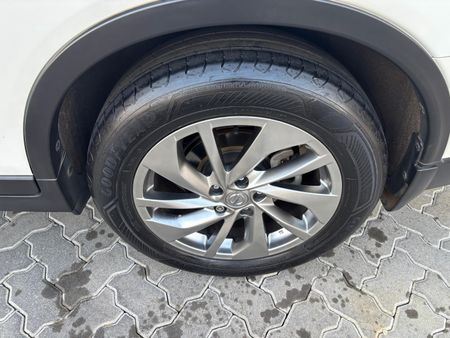 2015-Nissan-X-Trail-16-dCi-XE_8