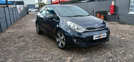 2013-Kia-Rio-14-Tec-5-dr_1