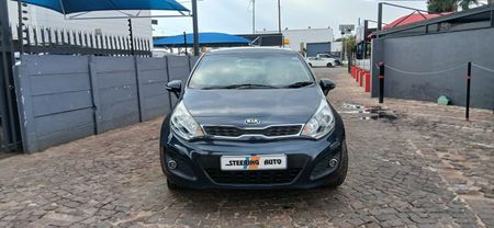 2013-Kia-Rio-14-Tec-5-dr_2
