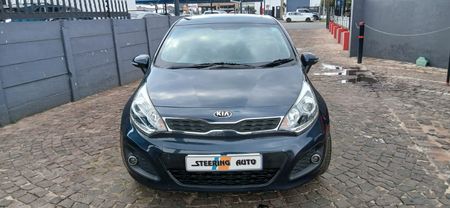 2013-Kia-Rio-14-Tec-5-dr_3