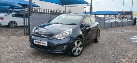 2013-Kia-Rio-14-Tec-5-dr_4