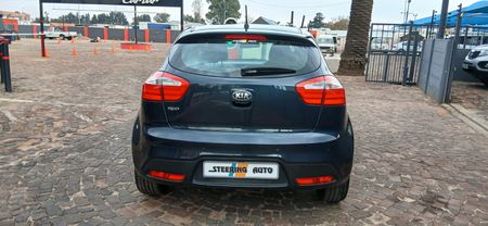 2013-Kia-Rio-14-Tec-5-dr_6