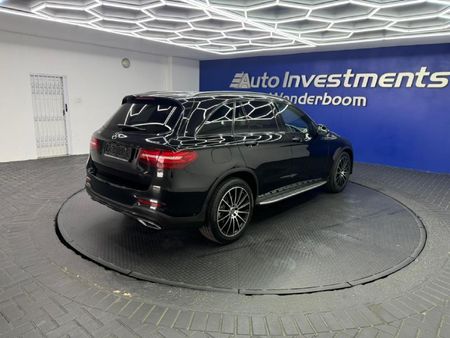 2019-Mercedes-Benz-GLC-250d-AMG_9