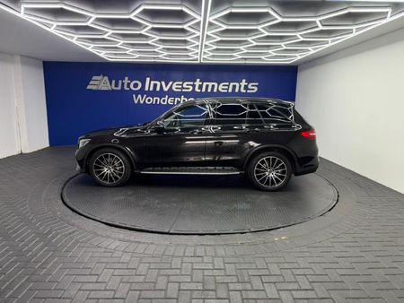 2019-Mercedes-Benz-GLC-250d-AMG_6