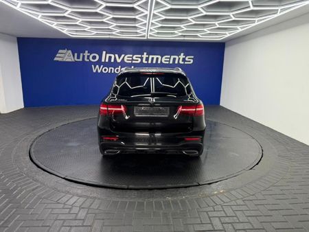 2019-Mercedes-Benz-GLC-250d-AMG_8