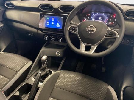 2026-Nissan-Magnite-10T-Acenta-Auto_7