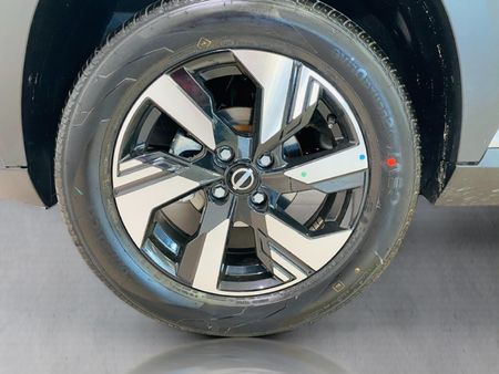 2026-Nissan-Magnite-10T-Acenta-Auto_21